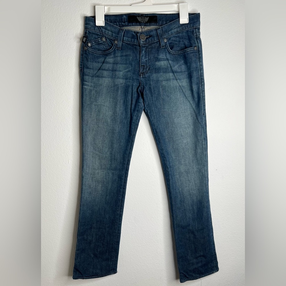 Rock & Republic Women's Size 27 Blue Jeans embroidered pockets